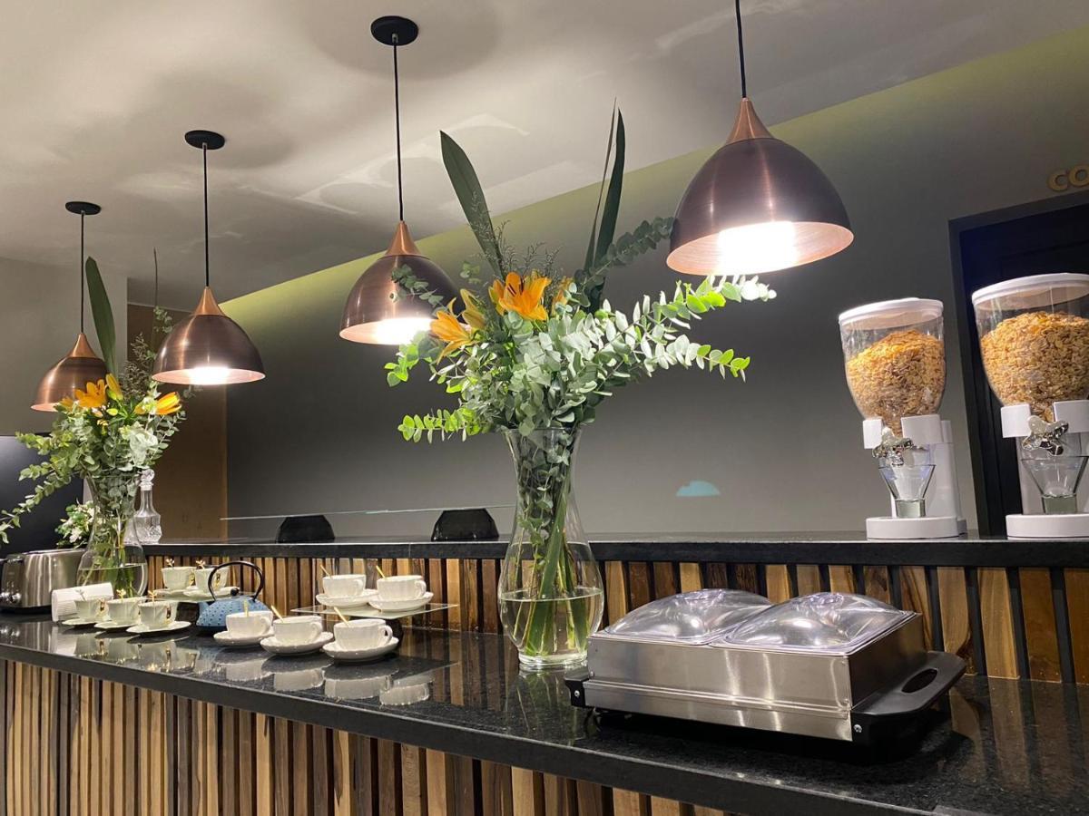 Apart Hotel Jorge I 산티아고 델 에스테로 외부 사진