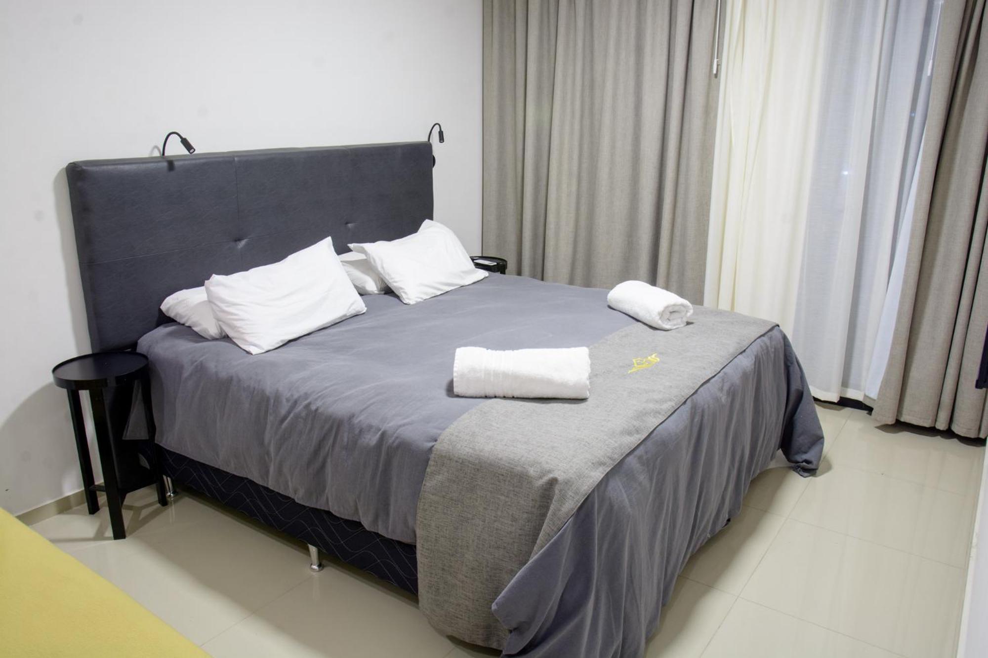 Apart Hotel Jorge I 산티아고 델 에스테로 외부 사진
